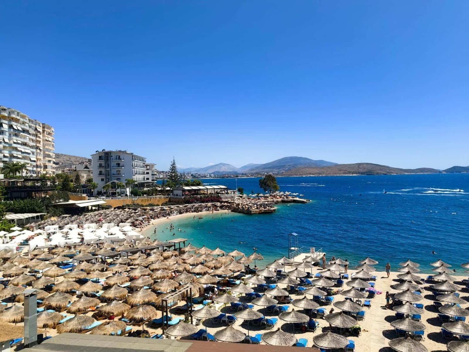 Leon Sea View Apartment Sarandë Exteriér fotografie