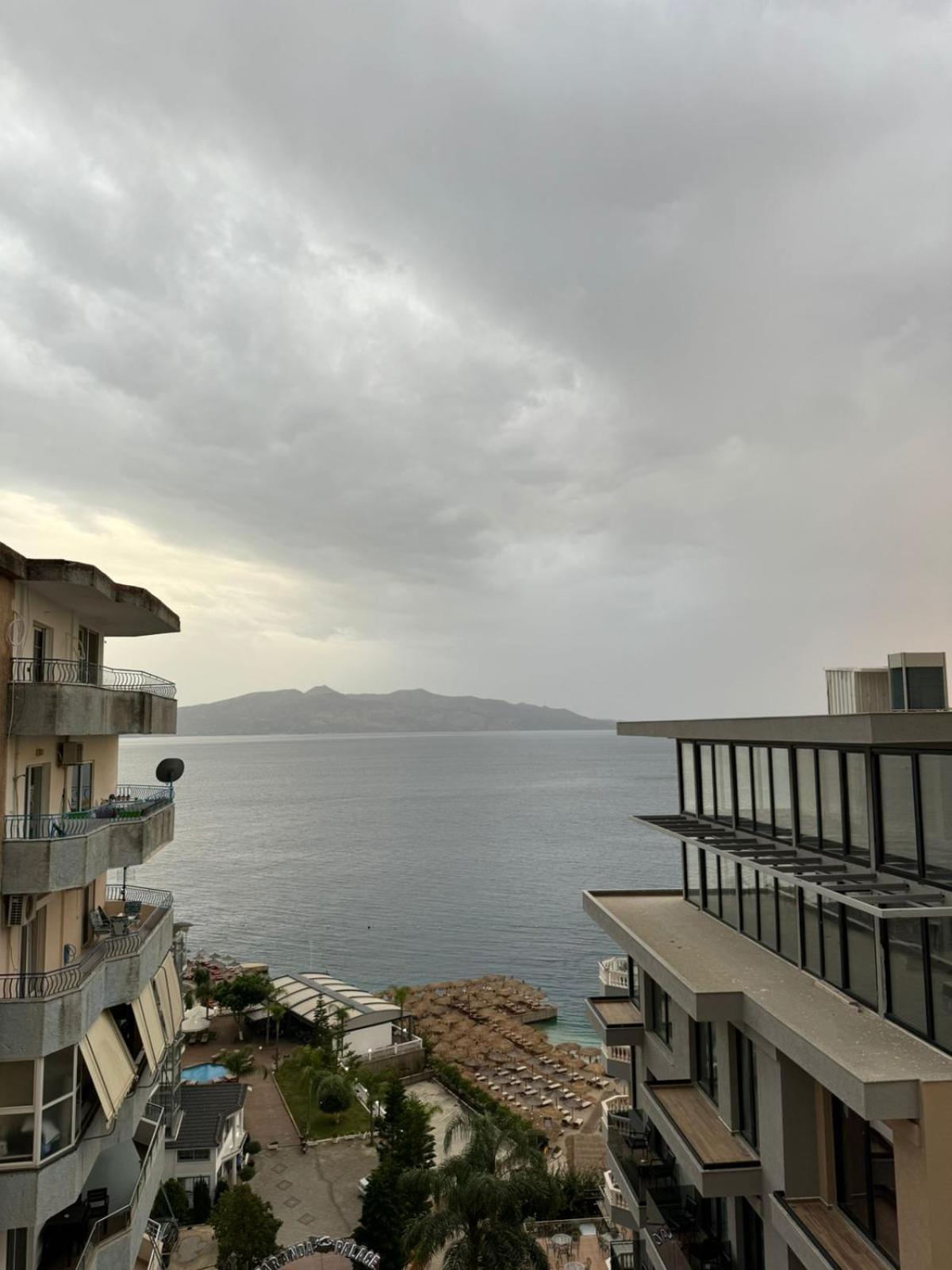 Leon Sea View Apartment Sarandë Exteriér fotografie